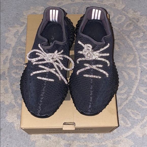 Yeezy Adidas Boost 350 black non-static size 7